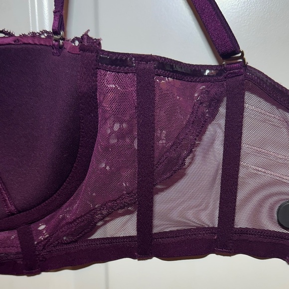Victoria's Secret Deep Purple Lace Bra - Picture 13 of 15